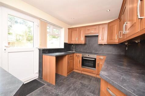 2 bed flat to rent Hexal Rd, London SE6