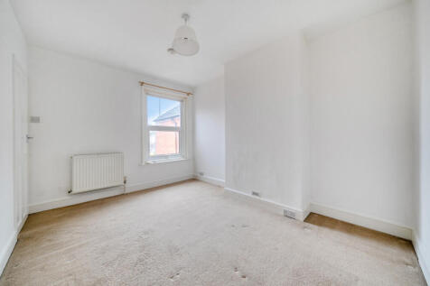 1386598-4-692d8ad...