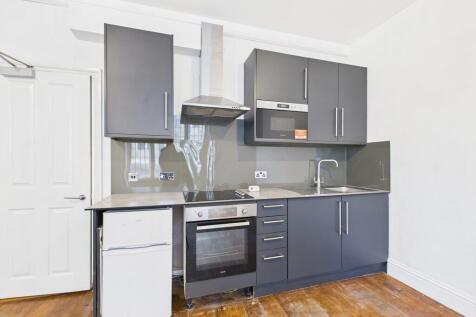 CAM04693G0-PR0086...