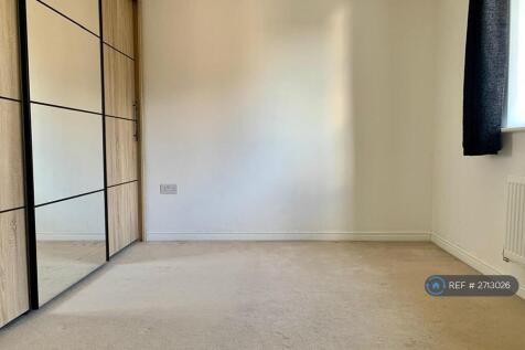 Second Bedroom With Inbuilt Ward Robe 