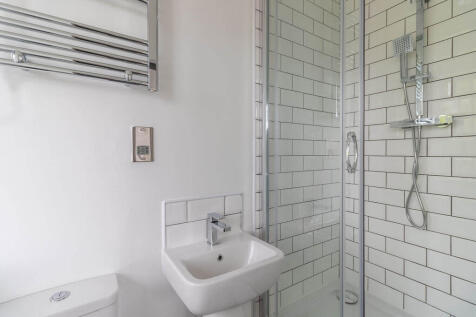 Carder Place photo 5