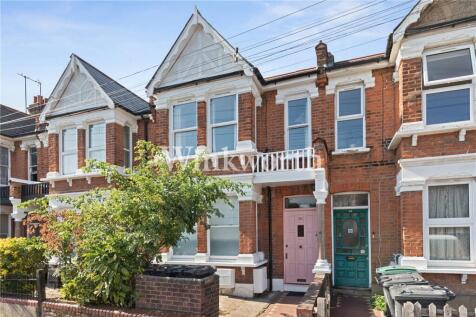 London, N17 - property photo