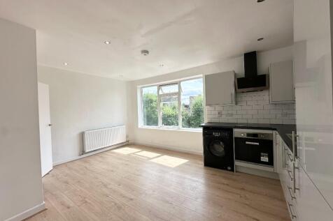 Cowdray Close, Leamington Spa, Warwickshire, CV31 photo 3