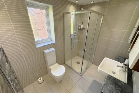 Bedroom Three Ensuite