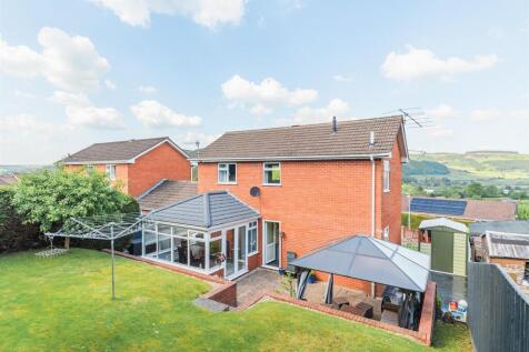 70 Rocke's Meadow, Knighton-28.jpg