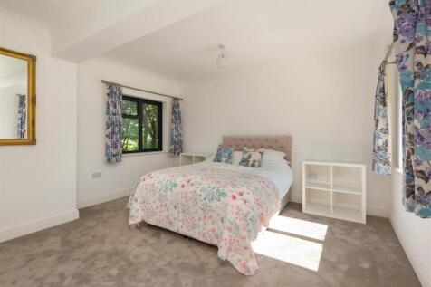 Willow Road, Whitstable