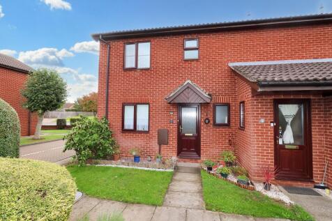 Spalding, PE11 - property photo