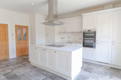 Kitchen pic 1