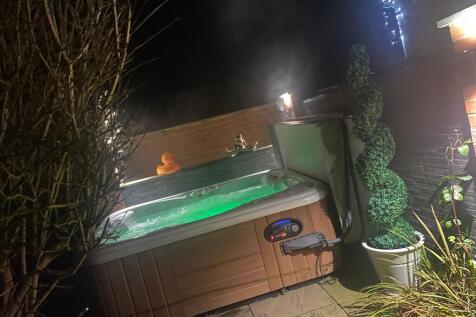 Hot tub