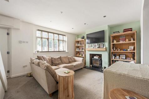 Sutton Road, E17
