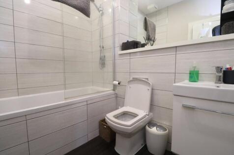 Greenleigh Court, Dawsons Square, Pudsey, West Yorkshire, LS28 photo 5