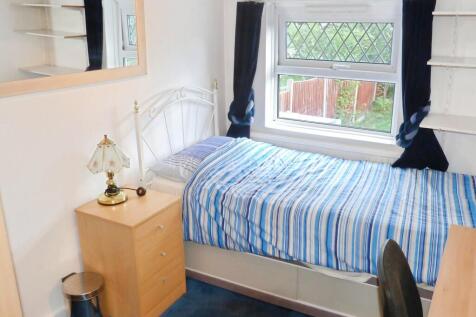 0cb093fa-bedroom