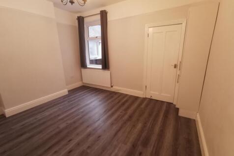 Ashfields New Road, Newcastle-under-lyme photo 4