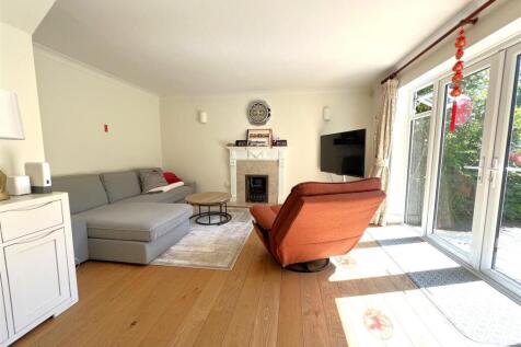 living room .jpeg