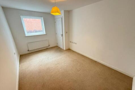 6 Barstow Mews Bedroom 2