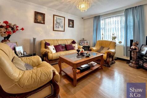 Living Room.jpeg