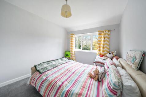 1384793-8-692da8f362e13