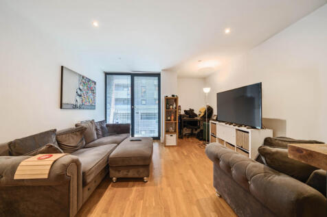 1309479-12-684c2b...