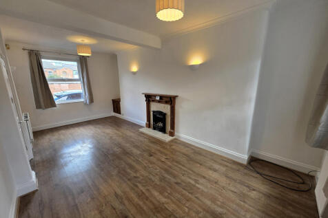 Flower Street, Castle, Northwich, Cheshire, CW8 photo 4
