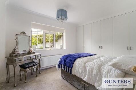 98290_2-Renton-Lea-Guiseley  (17) - Copy_low.jpg