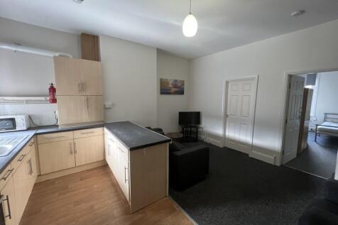271a Ecclesall open plan lounge x2.jpg
