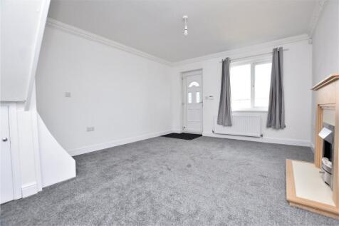 Raynville Rise, Leeds, West Yorkshire photo 4