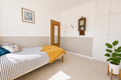 bedroom 2.1.png
