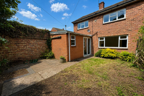 54 glebe rd - rear aspect.png