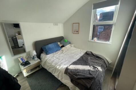 Teversal Avenue, Lenton, Nottingham, NG7 1PY photo 4