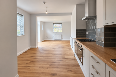 Balmoral Road, Westcliff-on-Sea, Essex, SS0 photo 3