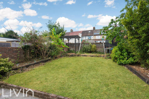 LYNWOOD GARDENS,62-53