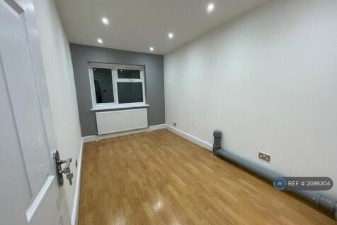 Bedroom 4 - Double Room