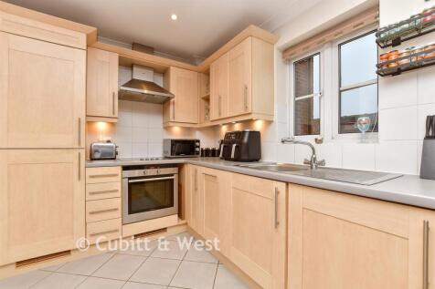 Lounge / Kitchen / Diner