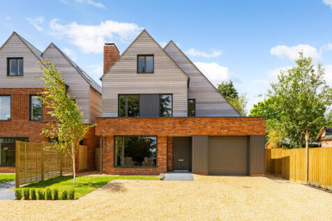 Dune Front of house