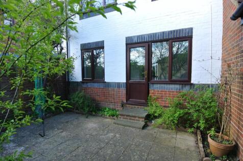Garden new 3.JPG