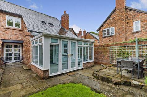 Rear Patio and Garden