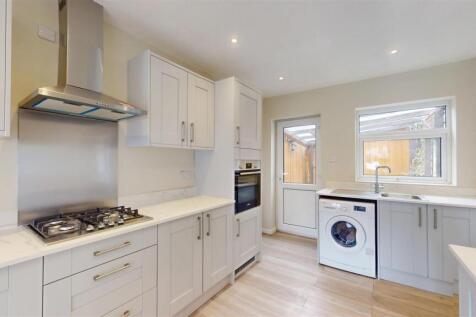 Trafalgar Place, 35 kitchen