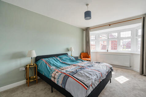 24-681b2de916f9d-...