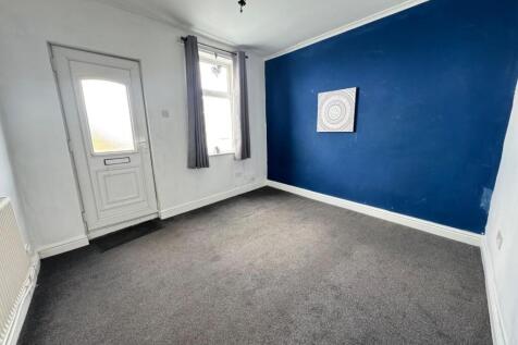 Front reception room.jpg