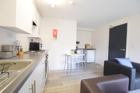 27/28 - Brayford Court - Apt 23 - Student Apartment photo 3
