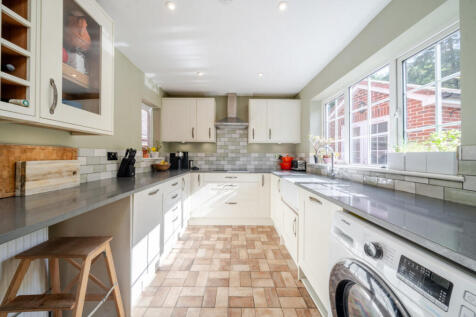 1356928-8-68d14f5...