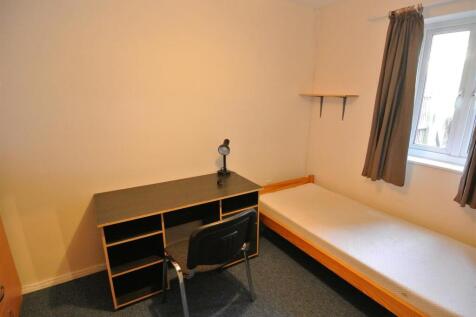 Ground Floor Bedroom Rear.JPG