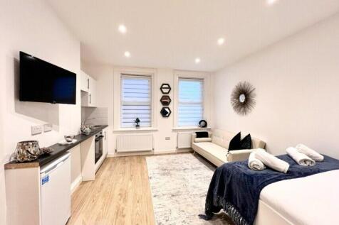 apt 211