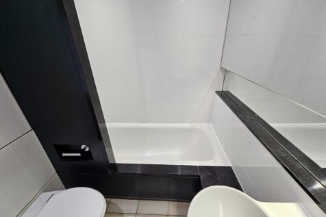 3750 Budenberg, Woodfield Road, Altrincham, Greater Manchester, WA14 photo 4