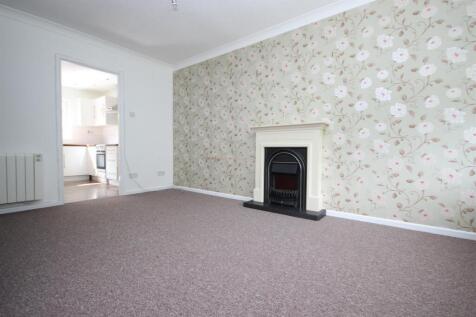Living Room 3.JPG