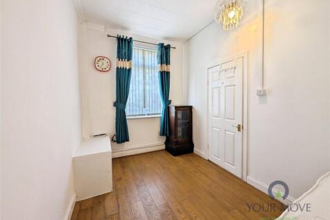 Dining / Bedroom 4