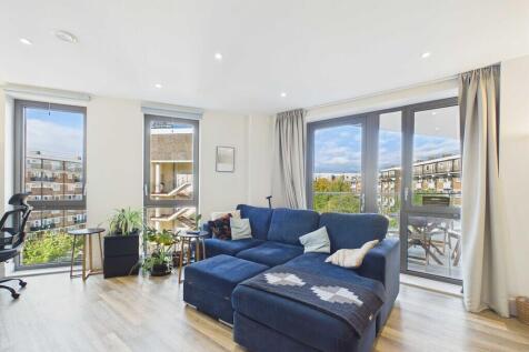 2 Bedroom Flat in SE1 3GW