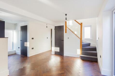 274B Woodstock Ro...