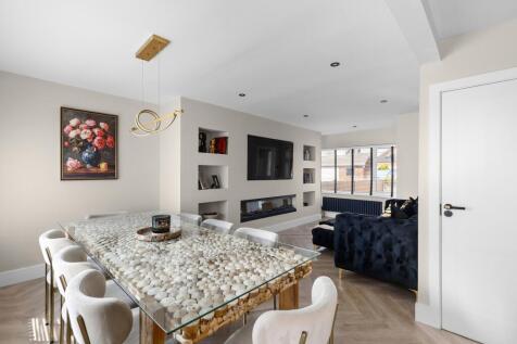 Dining Room Into Lounge