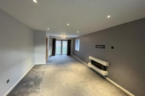 Through Lounge